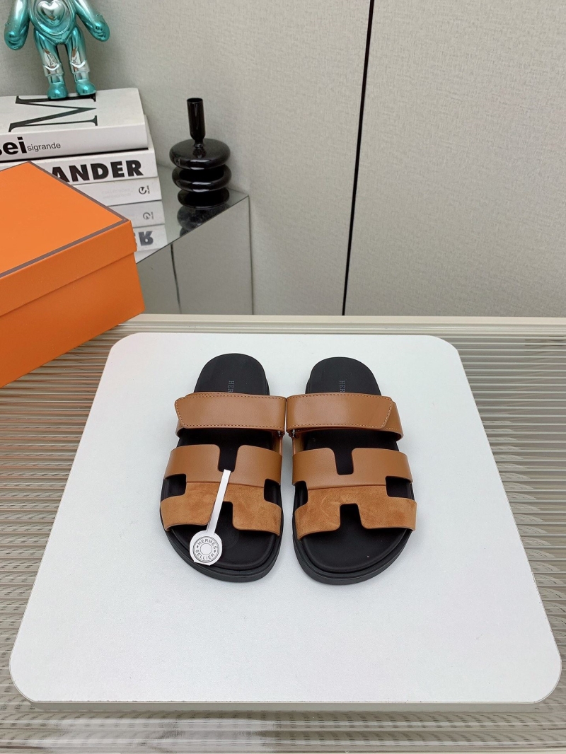 H**mes slippers